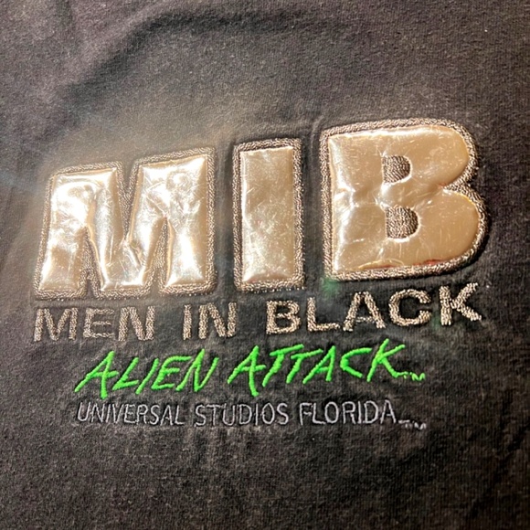 MIB Men In Black Alien Attack Universal Studios Florida Embroidered T Shirt - Picture 4 of 6